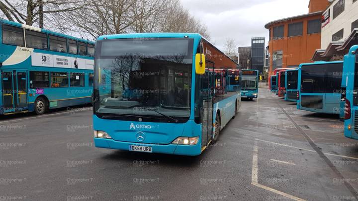Image of Arriva Beds and Bucks vehicle 3921. Taken by Christopher T at 11.36.30 on 2022.02.14